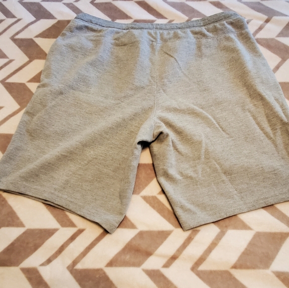 Fila grey comfy shorts Large - Picture 2 of 6